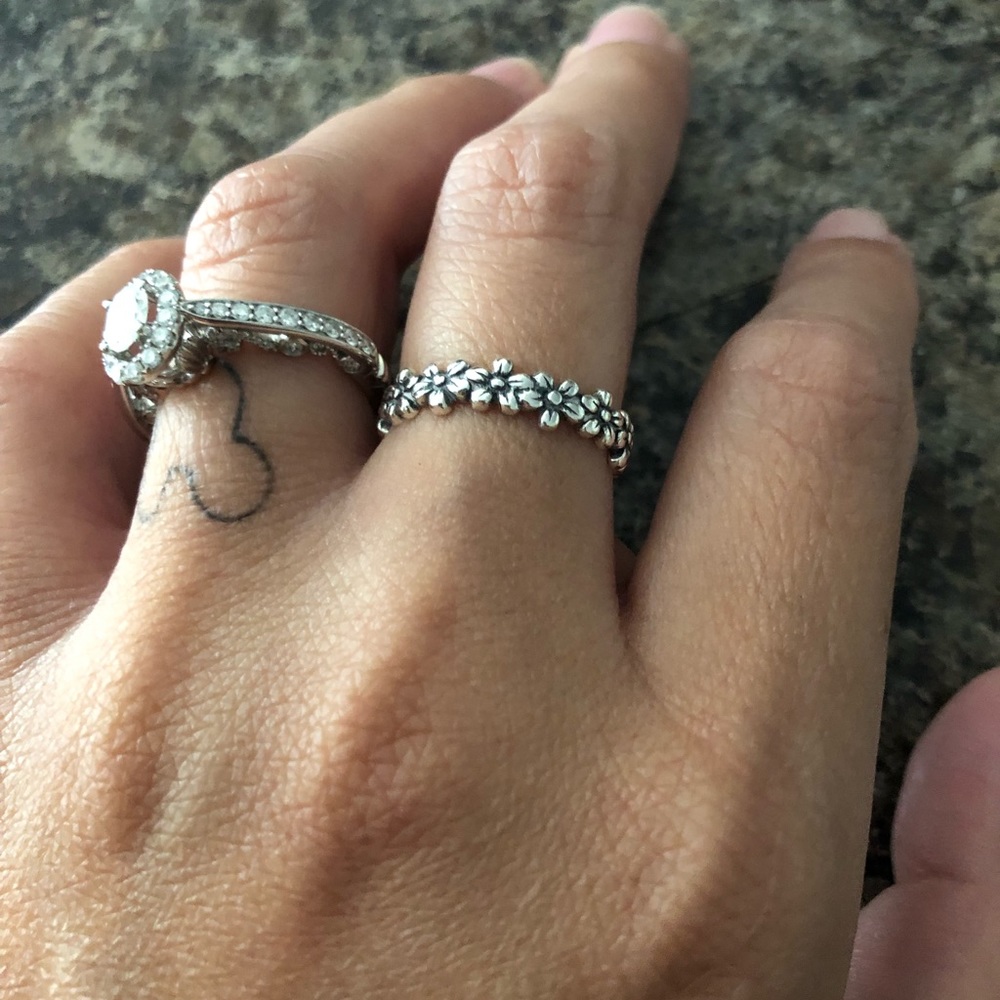 Flower sterling silver ring